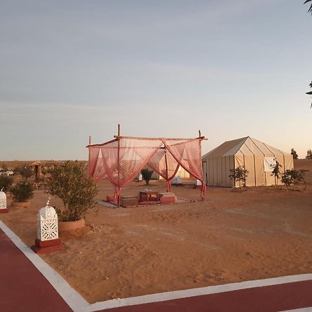 Desert Romantic Camp Мерзуга Экстерьер фото