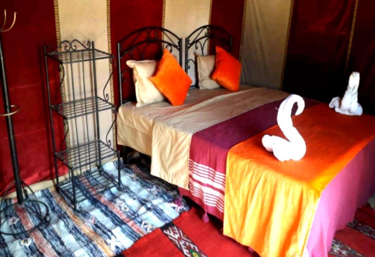 Desert Romantic Camp Мерзуга Экстерьер фото