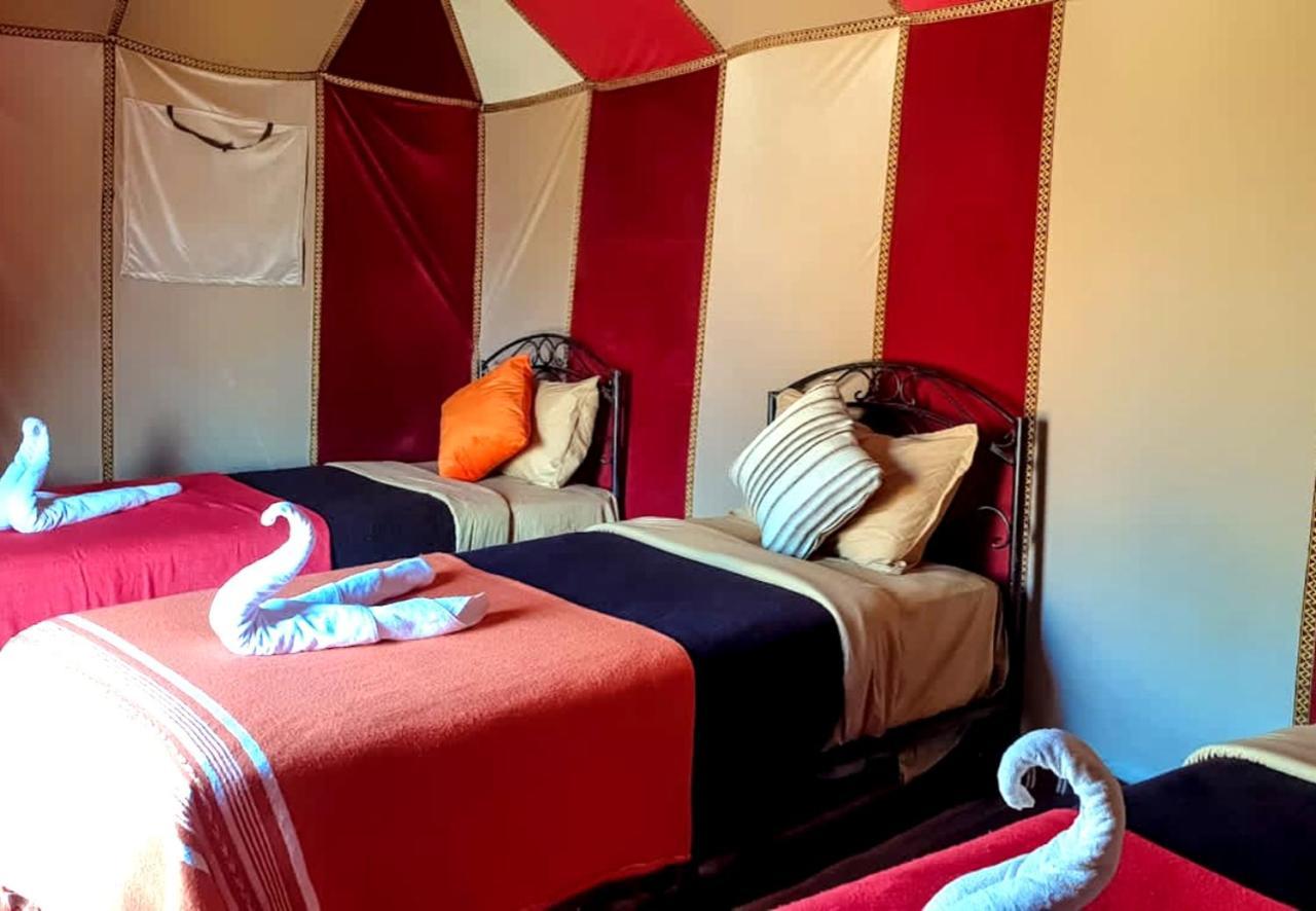 Desert Romantic Camp Мерзуга Экстерьер фото