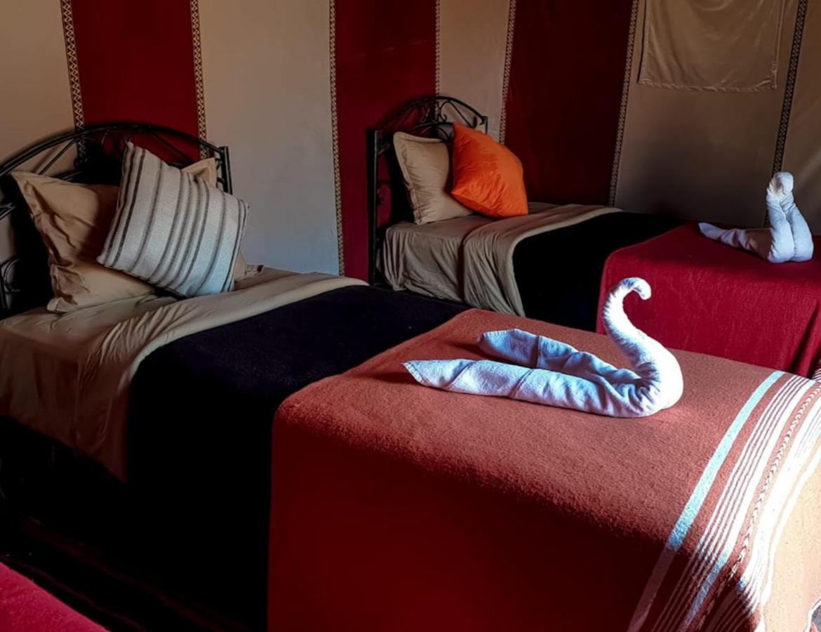 Desert Romantic Camp Мерзуга Экстерьер фото